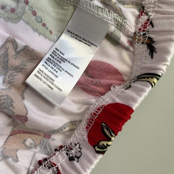 NEW DR. SEUSS'S THE GRINCH PAJAMA SET UNISEX - Picture 12 of 13